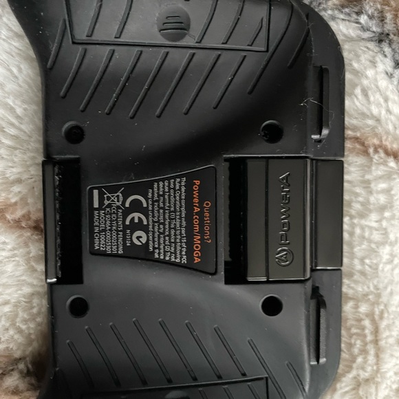 MOGA mobile game controller for Android - Picture 2 of 7